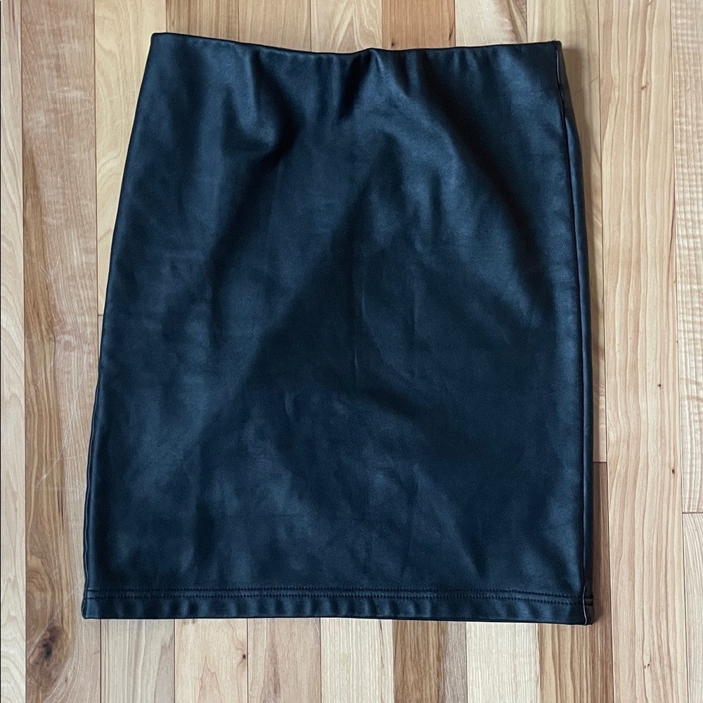 LOFT Black Pencil Skirt